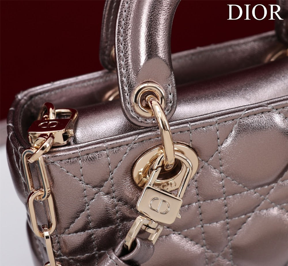 Dragons BagsDiorn Luxury Bag --116470