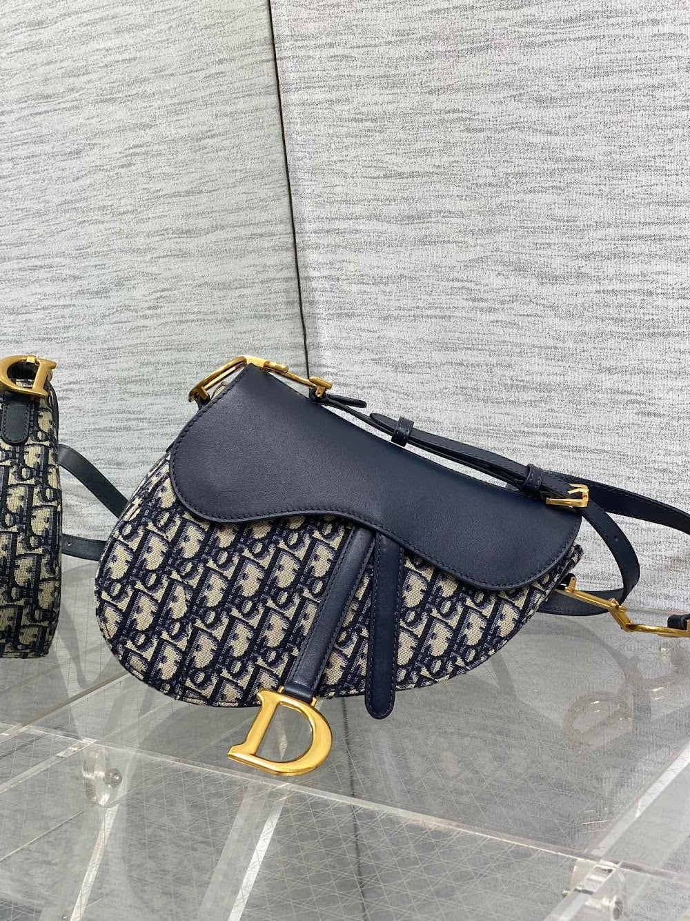 Dragons BagsDiorn Luxury Bag --115280