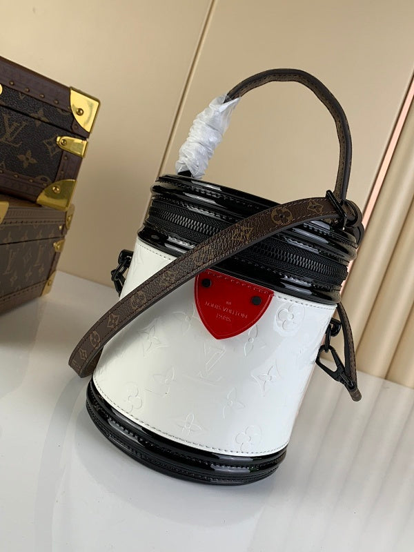 Dragons Bags ln Luxury Bag --56656