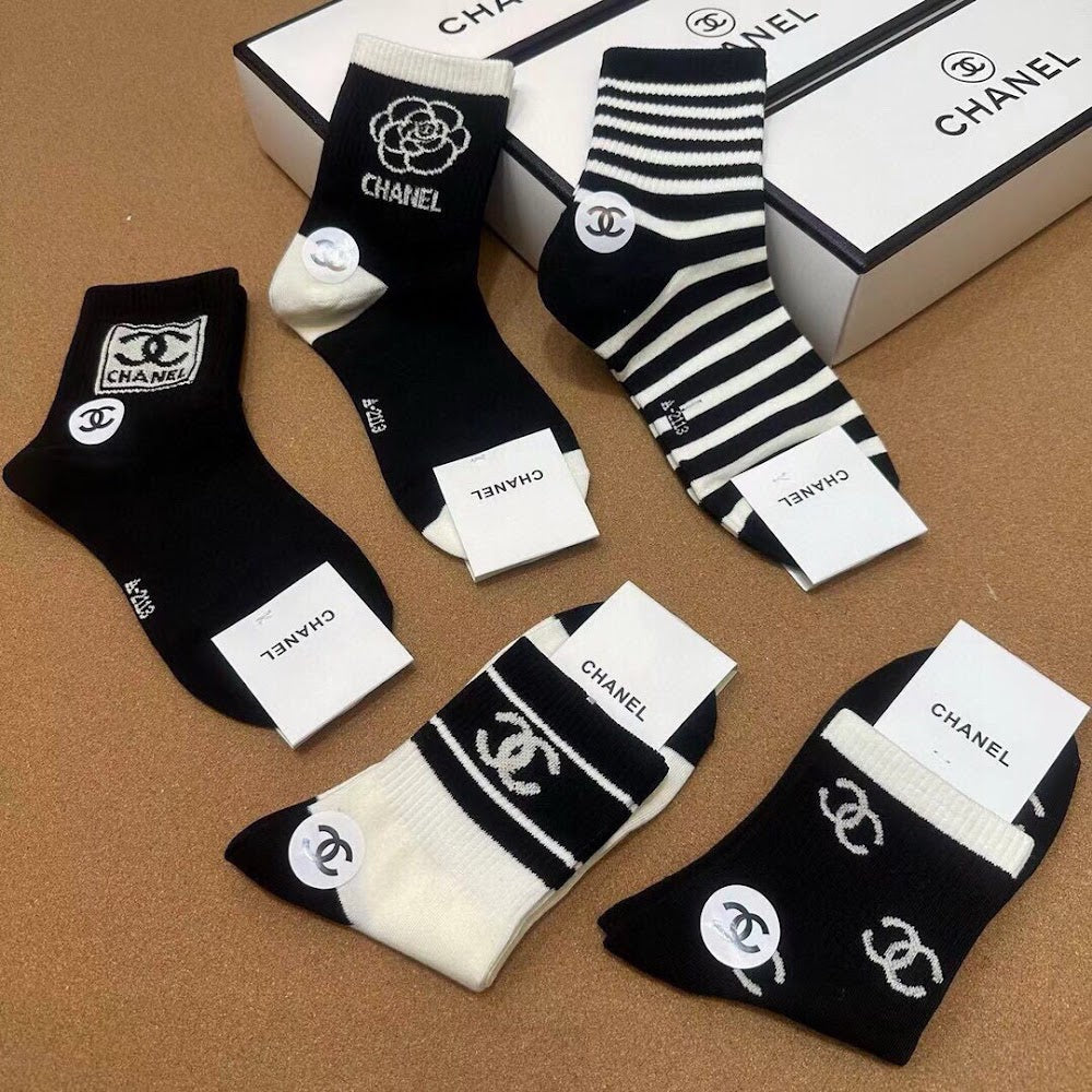 Dragons Bags Premium Luxury Socks --98645