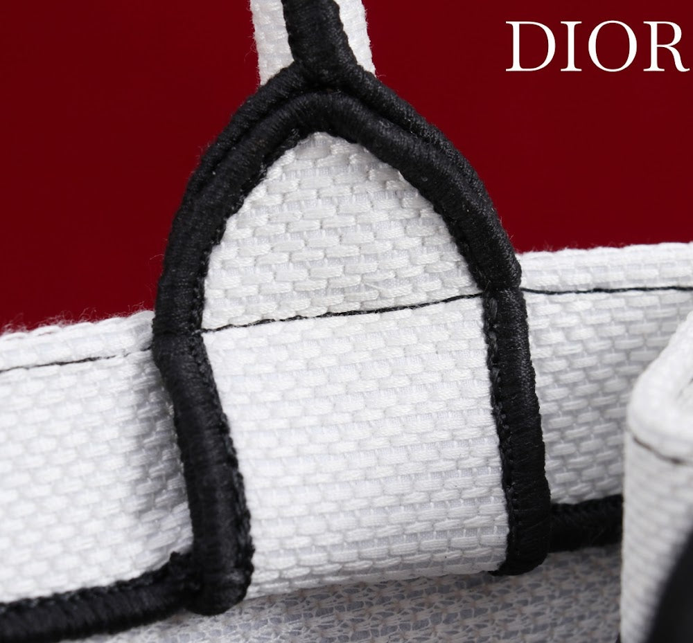 Dragons BagsDiorn Luxury Bag --116157