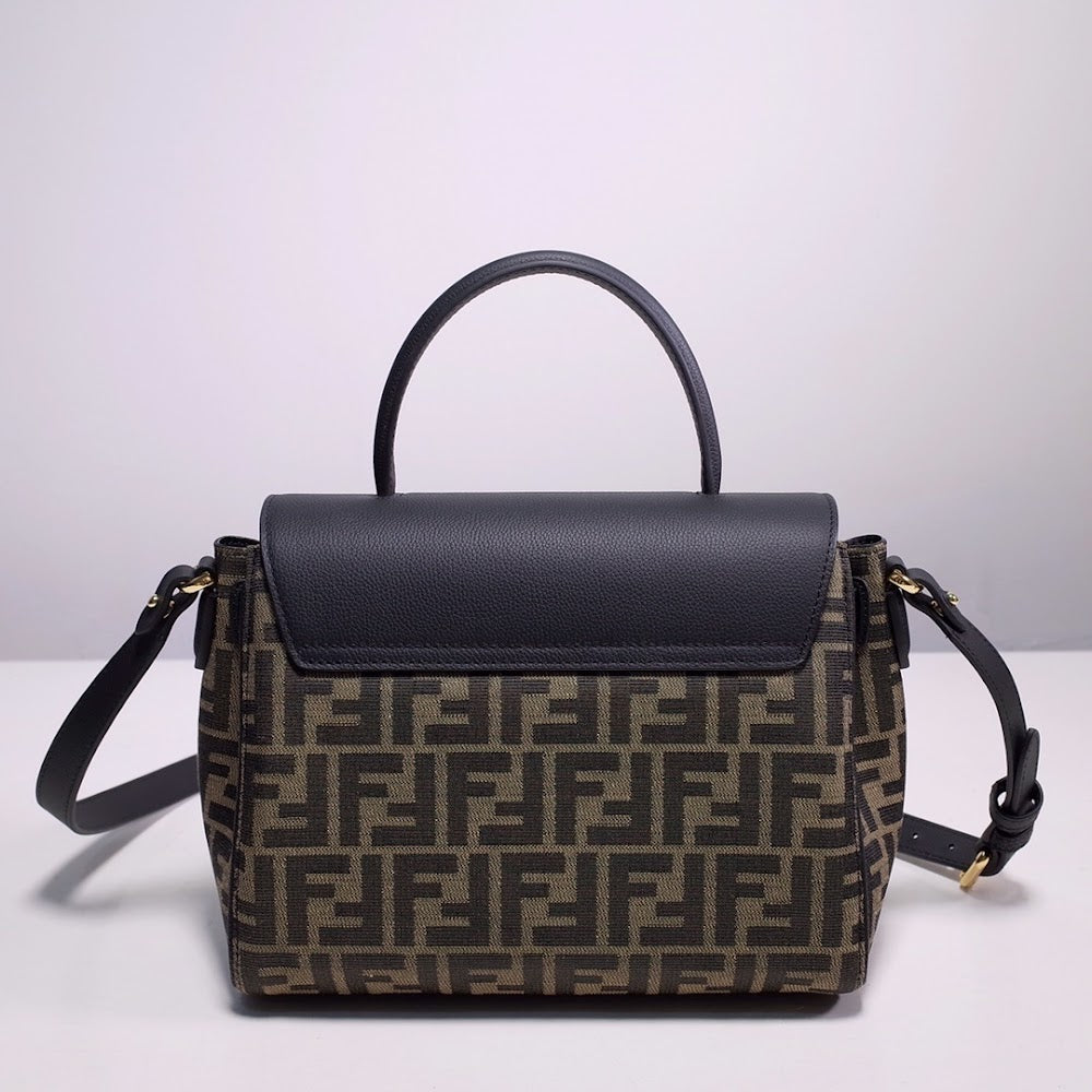 new-designer-premium-bags-nm15275