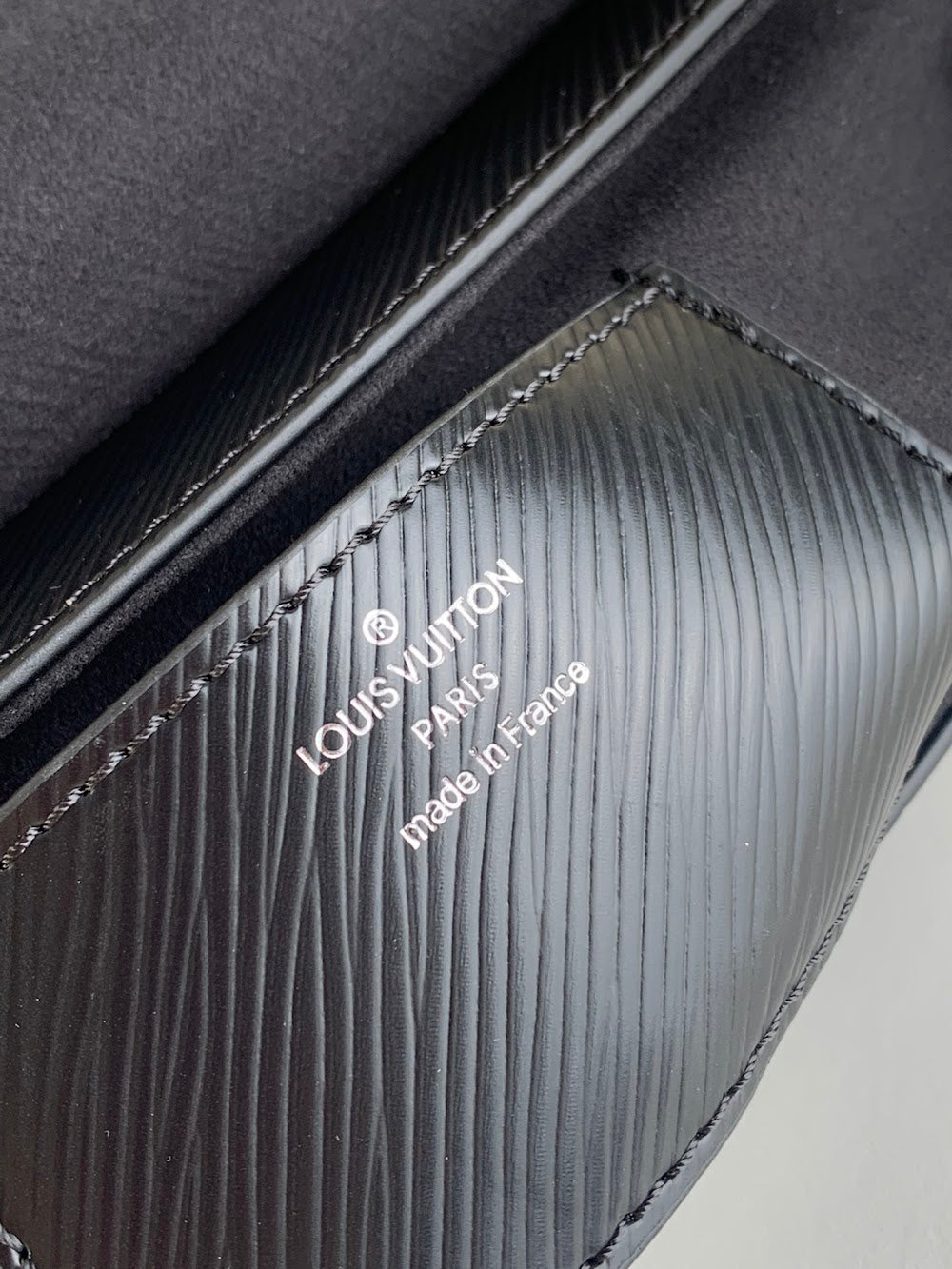 Dragons Bags ln Luxury Bag --61145