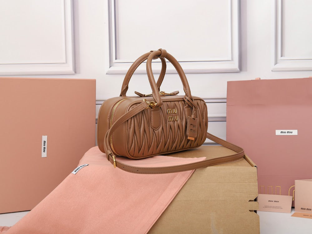 Dragons Bags Miun Miun Luxury Bag --122498