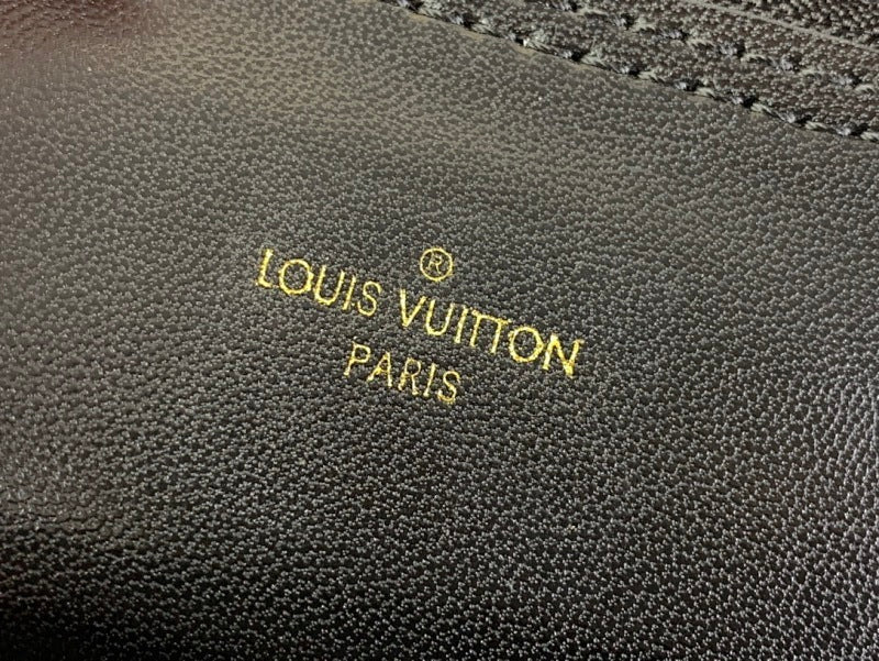 Dragons Bags ln Luxury Bag --68682