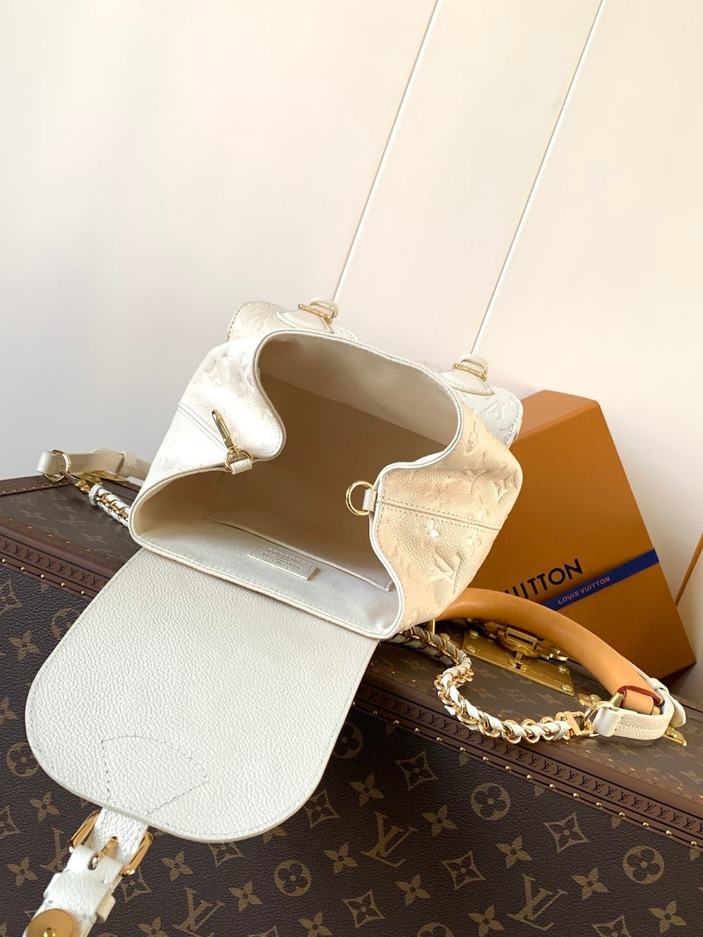 Dragons Bags ln Luxury Bag --81880