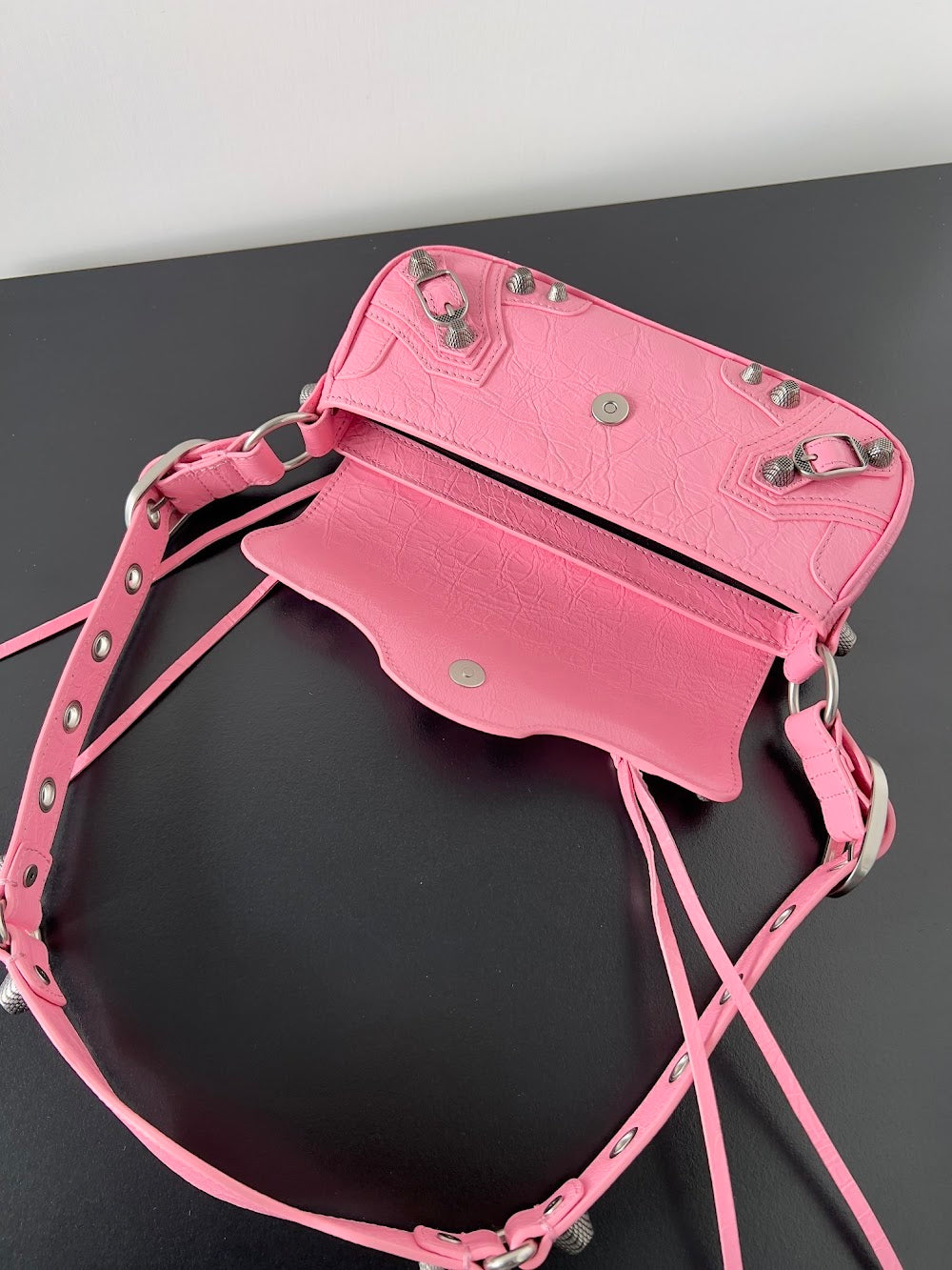 Dragons Bags Balenciaga Luxury Bag --111740