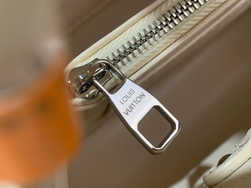 Dragons Bags ln Luxury Bag --63094
