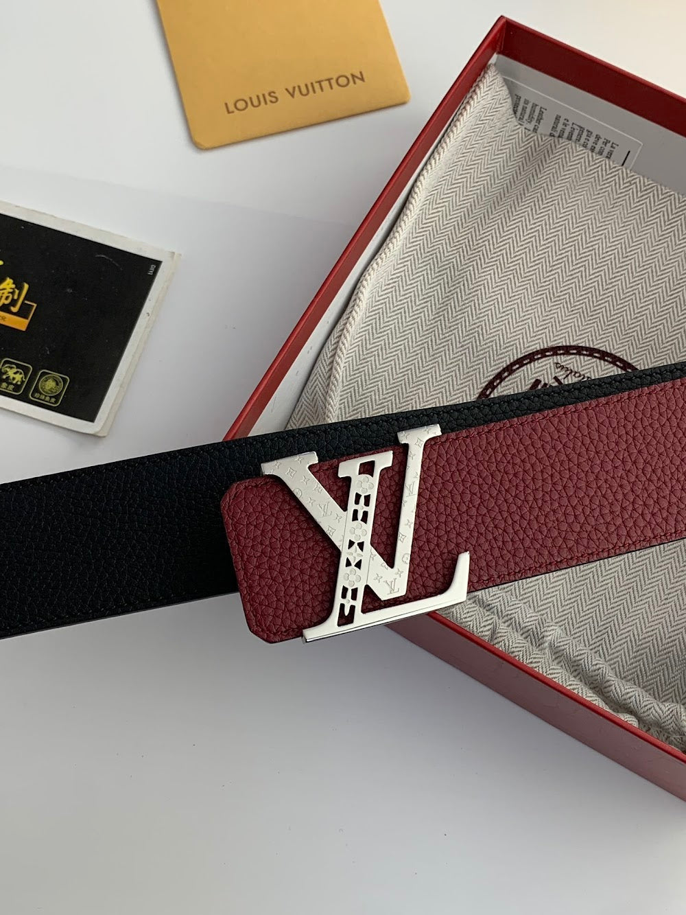 Dragons Bags ln Luxury Belt --107497