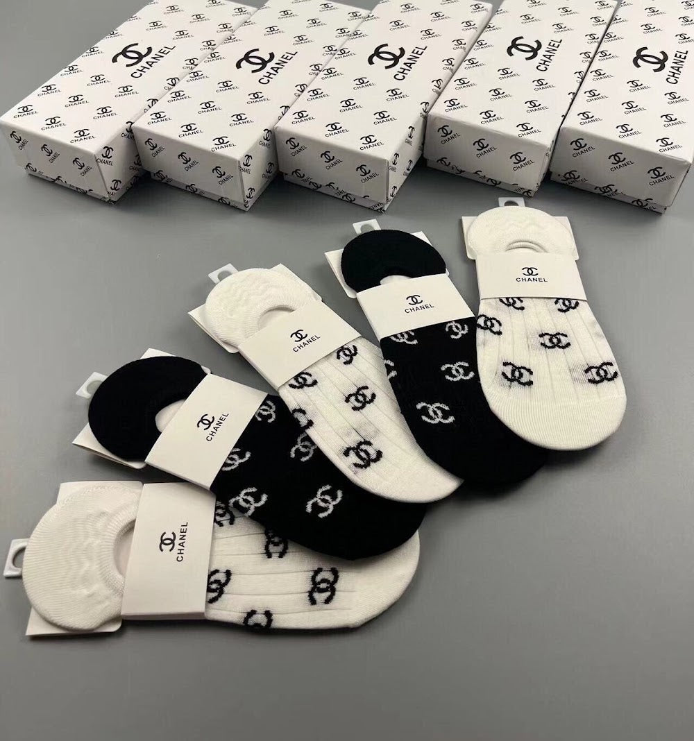 Dragons Bags Premium Luxury Socks --98324