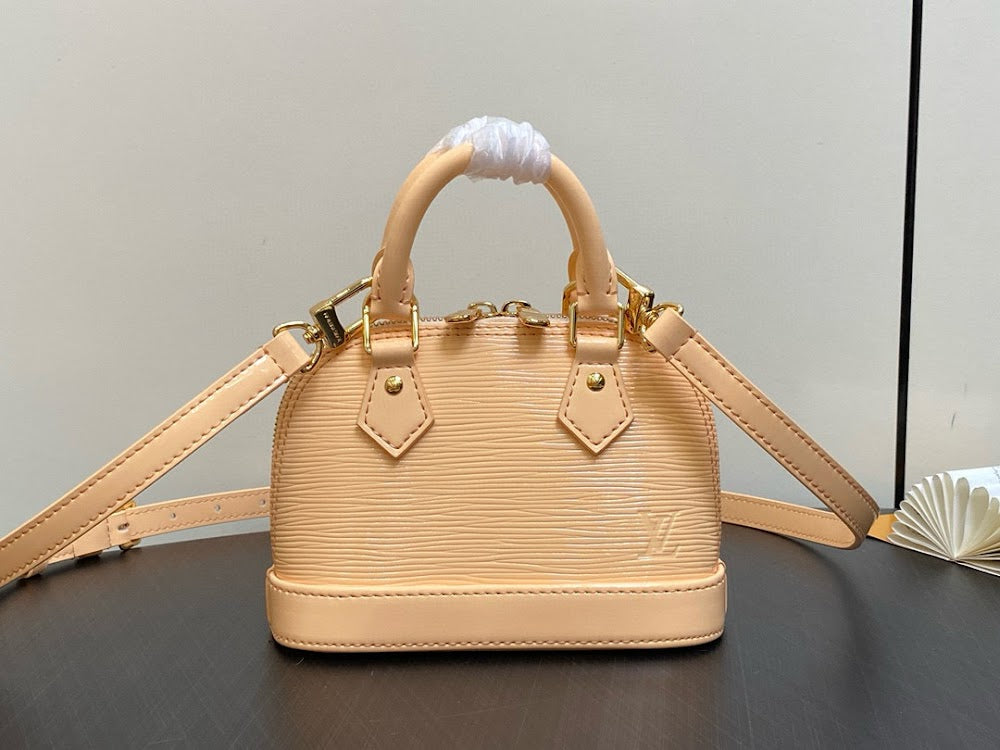 Dragons Bags ln Luxury Bag --81588