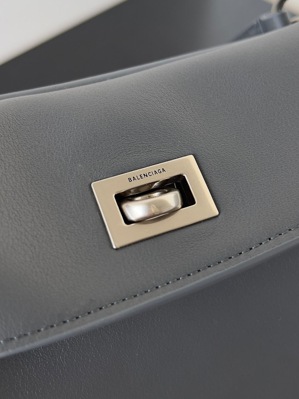 Dragons Bags Balenciaga Luxury Bag --110691