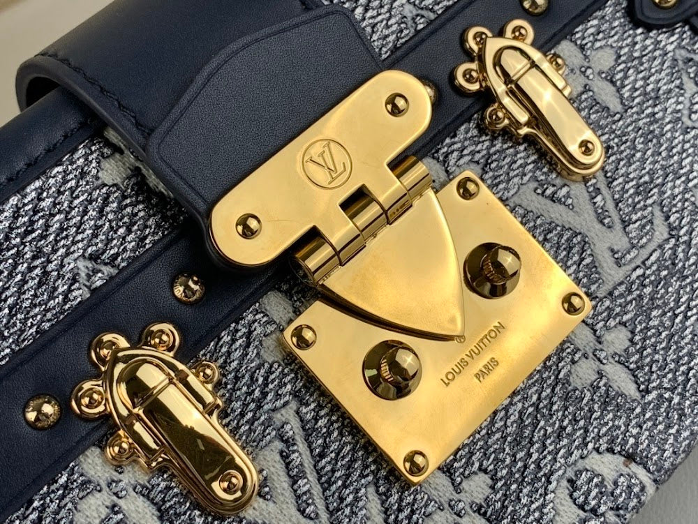 Dragons Bags ln Luxury Bag --61796