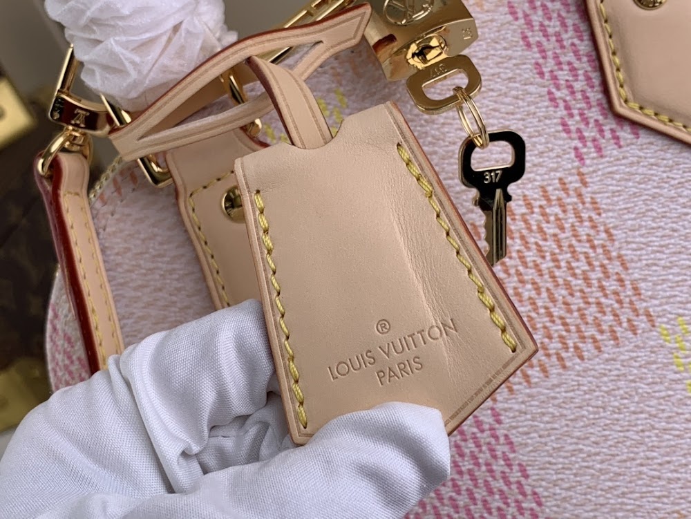 Dragons Bags ln Luxury Bag --68847