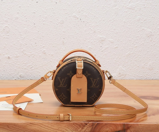 Dragons Bags ln Luxury Bag --97291