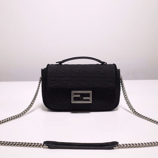 new-luxury-designer-bags-nm15265