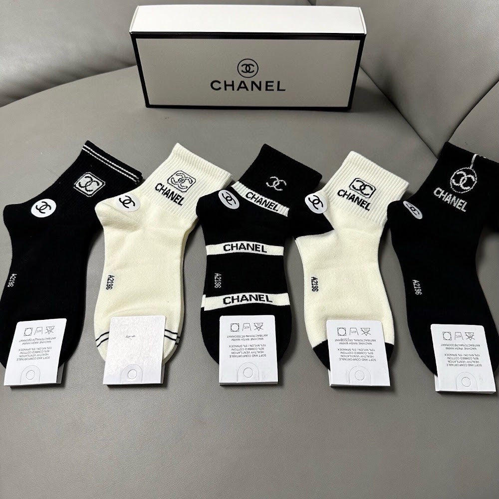 Dragons Bags Premium Luxury Socks --98523