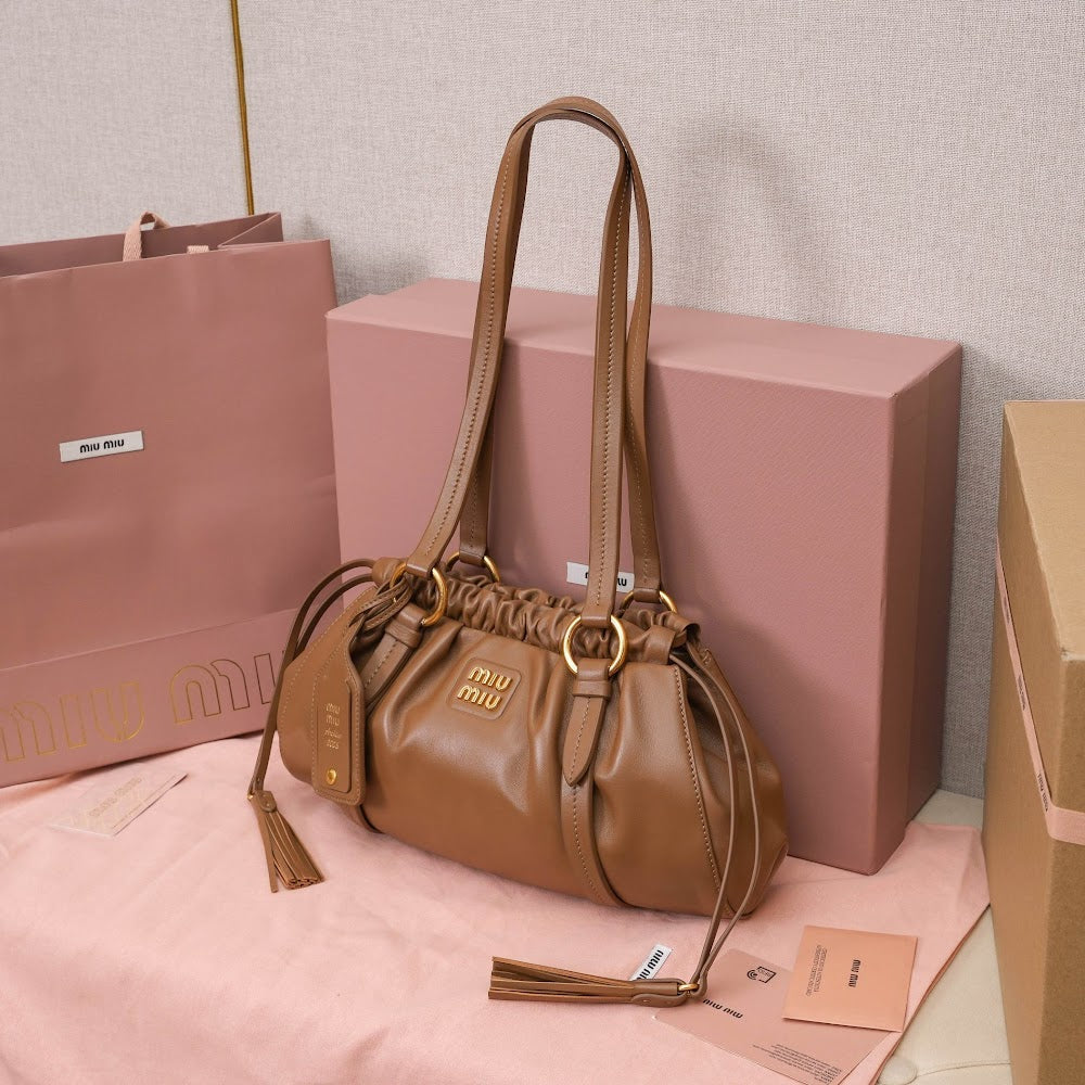 Dragons Bags Miun Miun Luxury Bag --123646