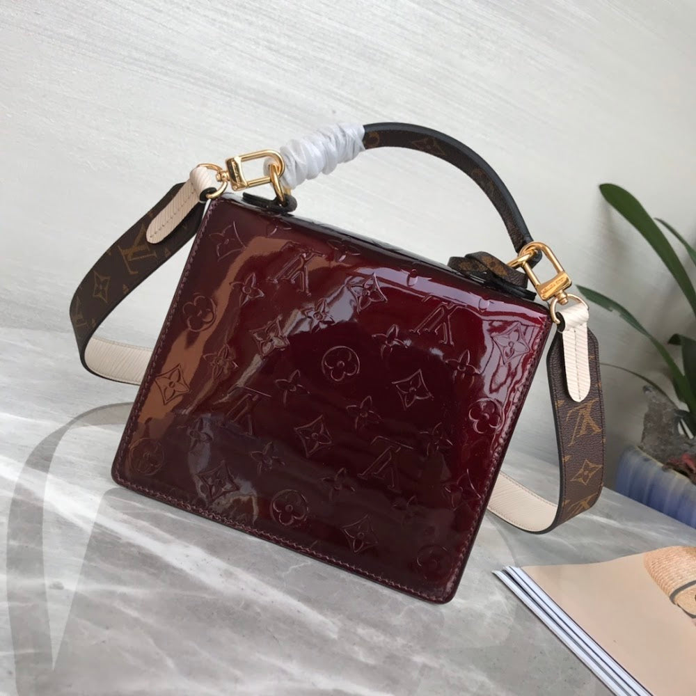 Dragons Bags ln Luxury Bag --60054