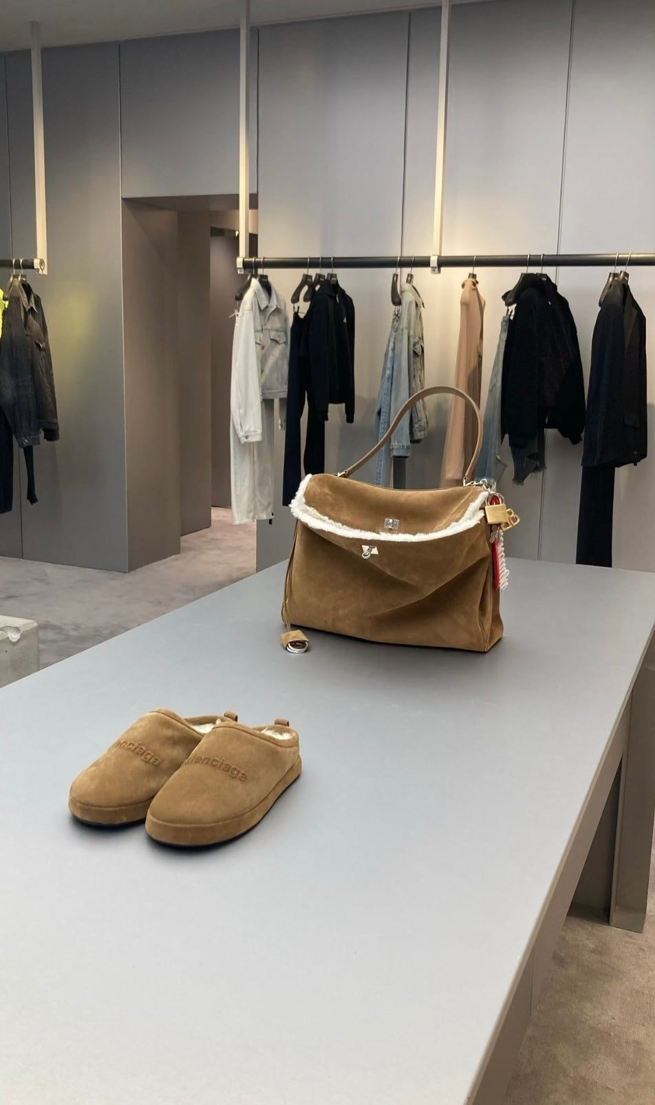 Dragons Bags Balenciaga Luxury Bag --110653