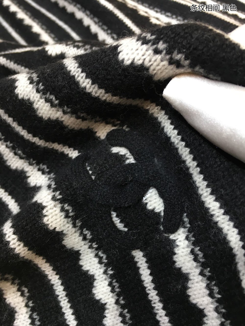 Dragons Bags Premium Designer Scarf --98869