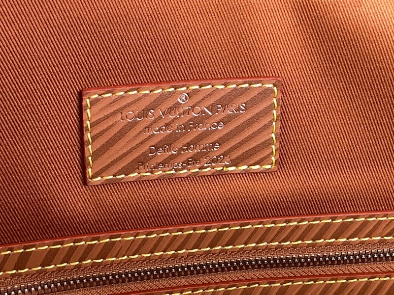 Dragons Bags ln Luxury Bag --68553