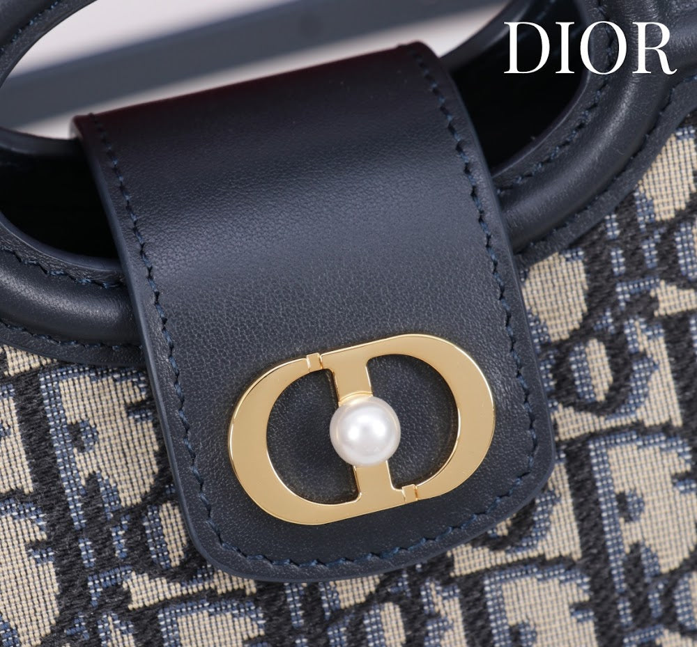Dragons BagsDiorn Luxury Bag --114560