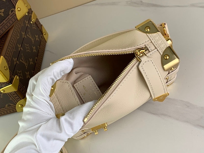 Dragons Bags ln Luxury Bag --68871