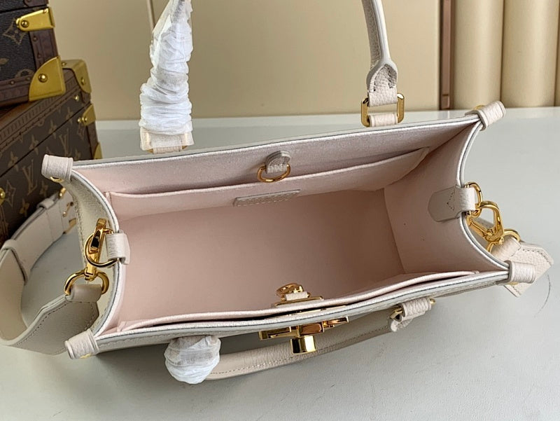 Dragons Bags ln Luxury Bag --68630