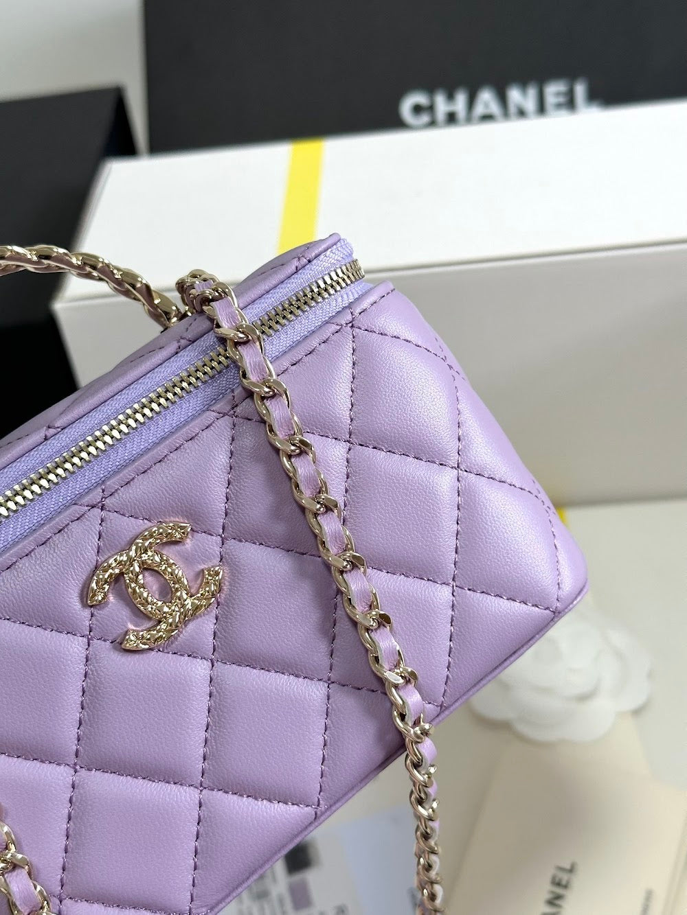 new-luxury-designer-bags-nm9388