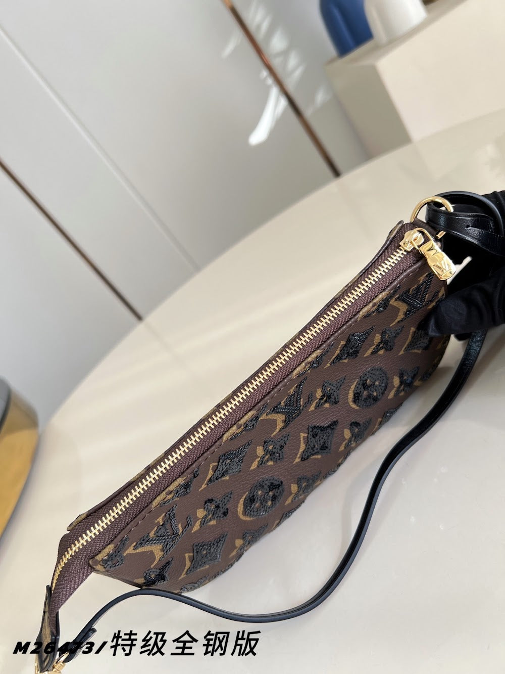 Dragons Bags ln Luxury Bag --95971