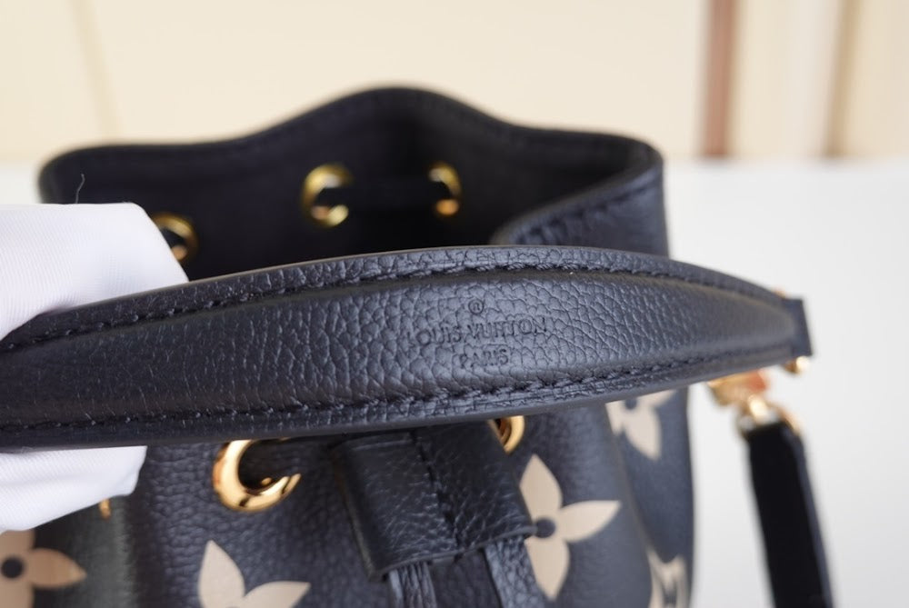 Dragons Bags ln Luxury Bag --67897