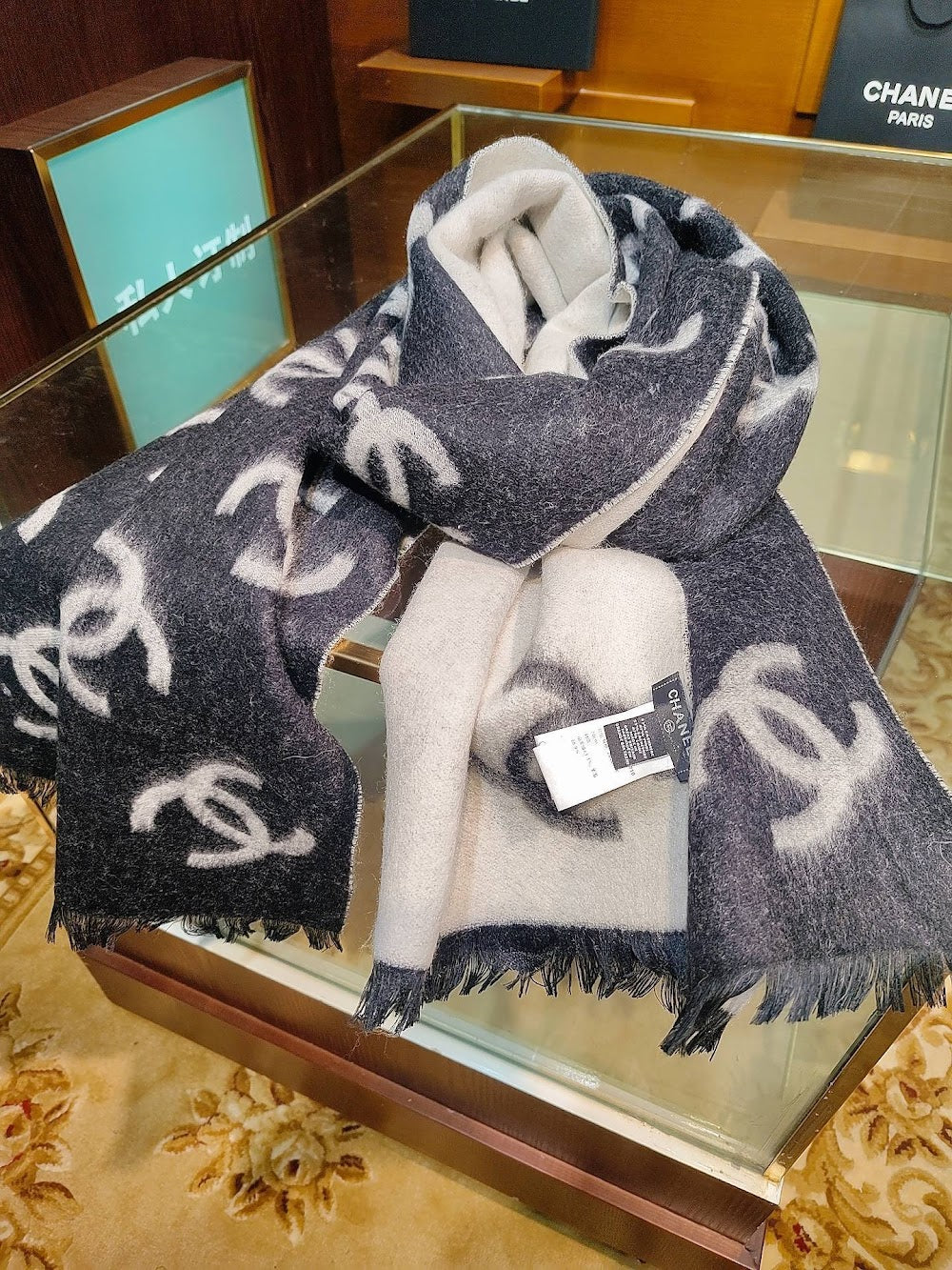 Dragons Bags Premium Designer Scarf --99177