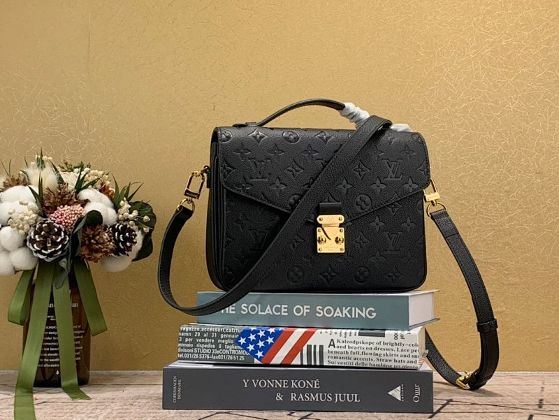 Dragons Bags ln Luxury Bag --66251