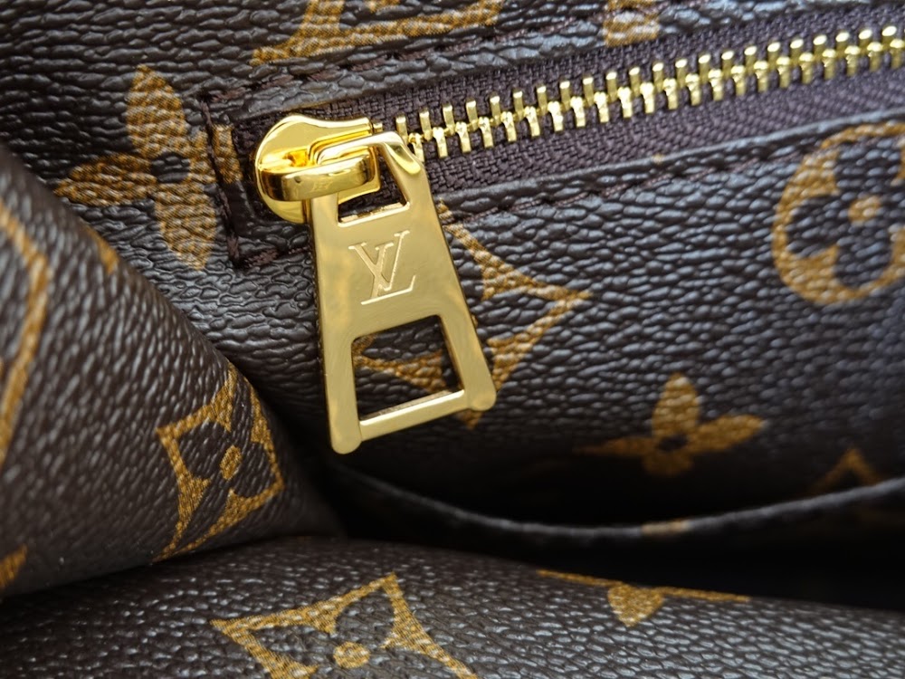 Dragons Bags ln Luxury Bag --66887