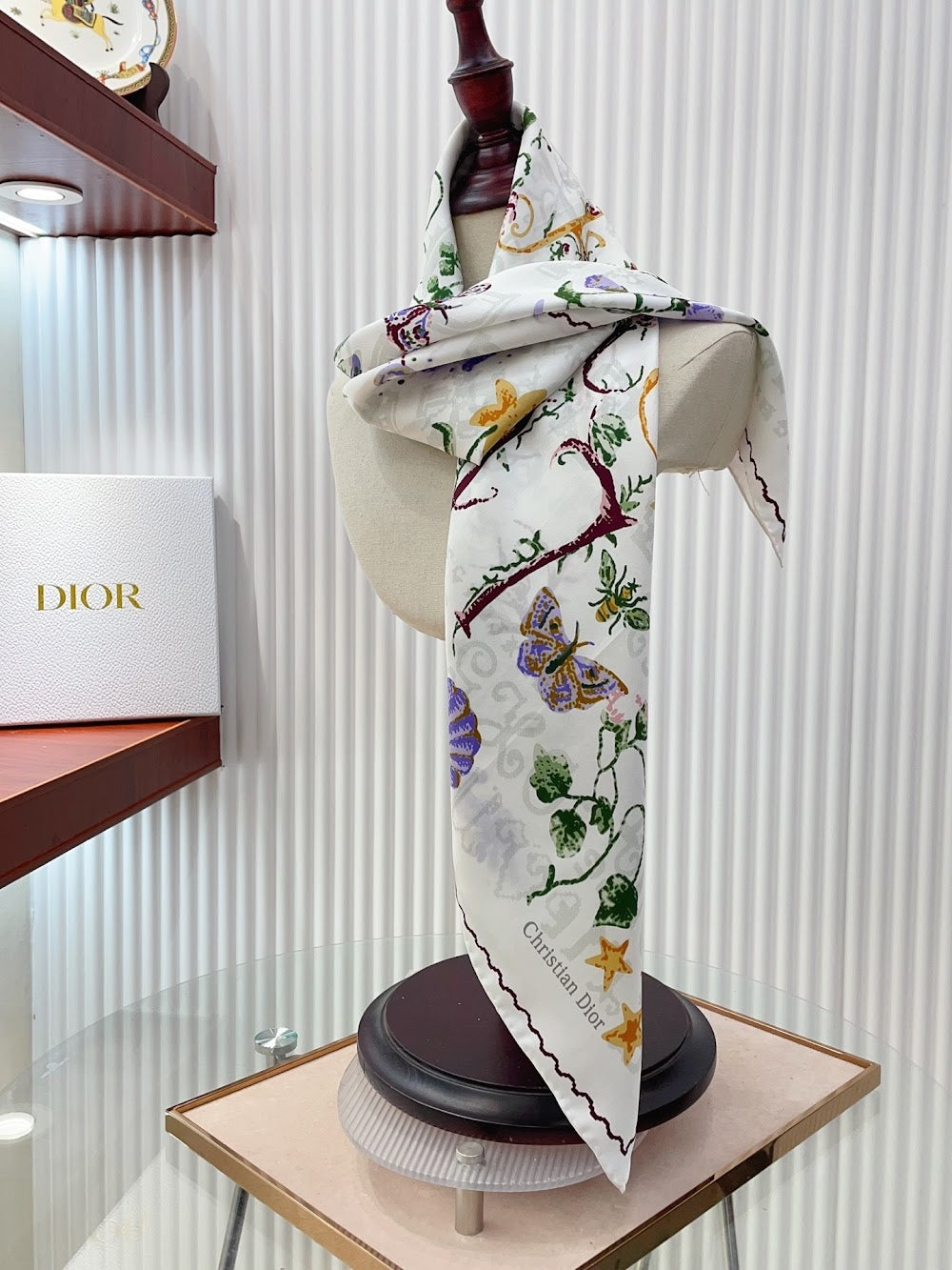 Dragons Bags Premium Designer Scarf --98782