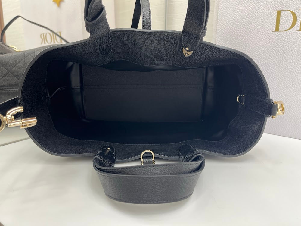 Dragons BagsDiorn Luxury Bag --115389