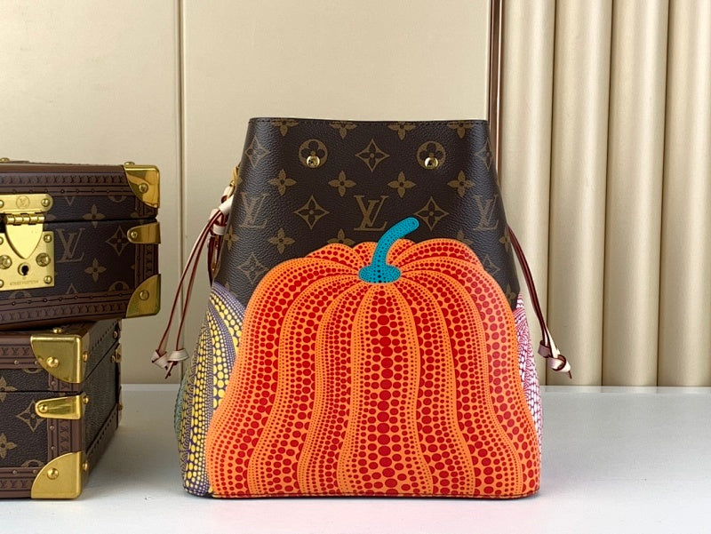 Dragons Bags ln Luxury Bag --61501