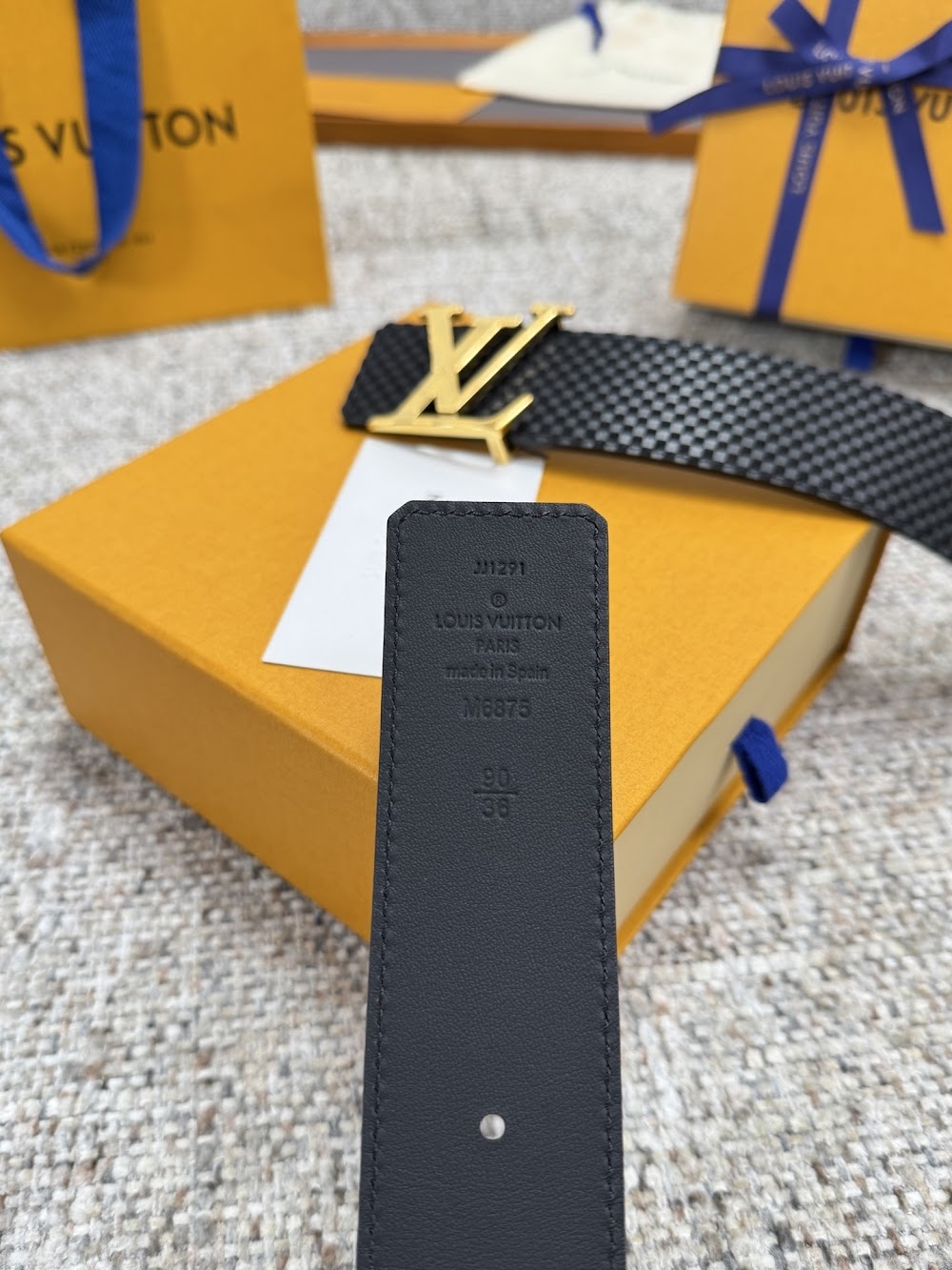 Dragons Bags ln Luxury Belt --110316