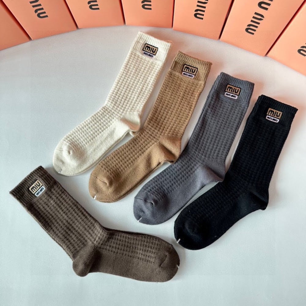 Dragons Bags Premium Luxury Socks --98017