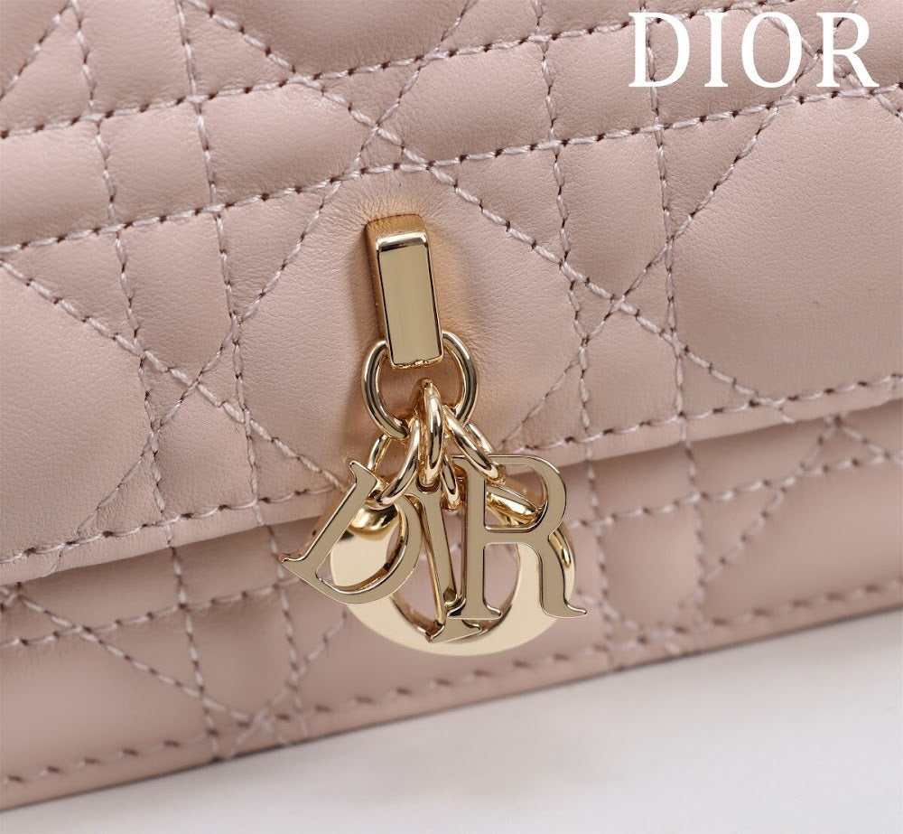 Dragons BagsDiorn Luxury Bag --116236