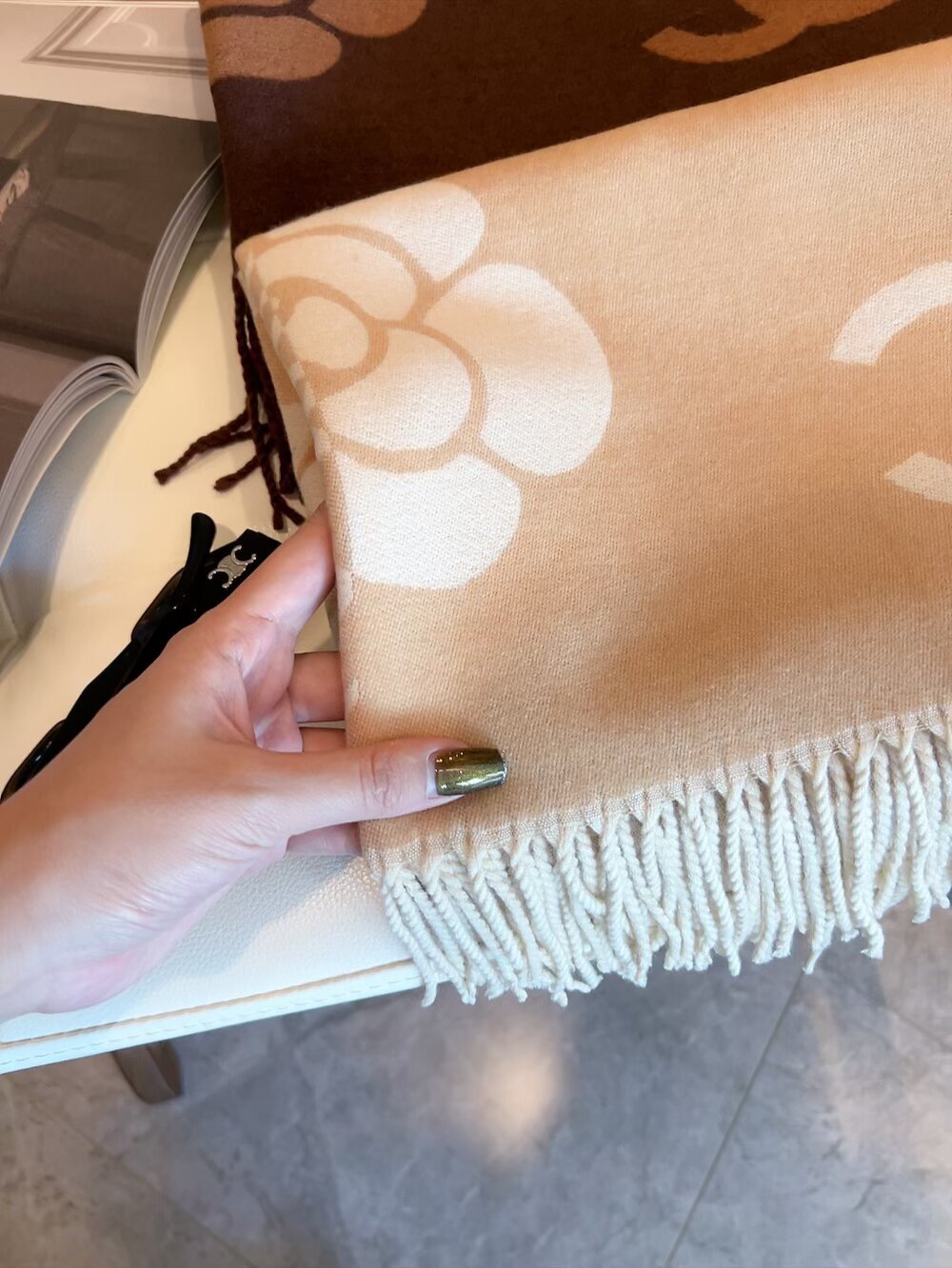 Dragons Bags Premium Designer Scarf --99403