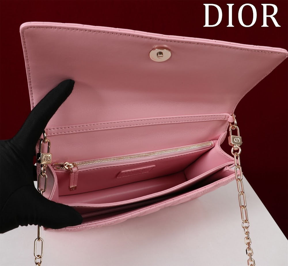 Dragons BagsDiorn Luxury Bag --116300