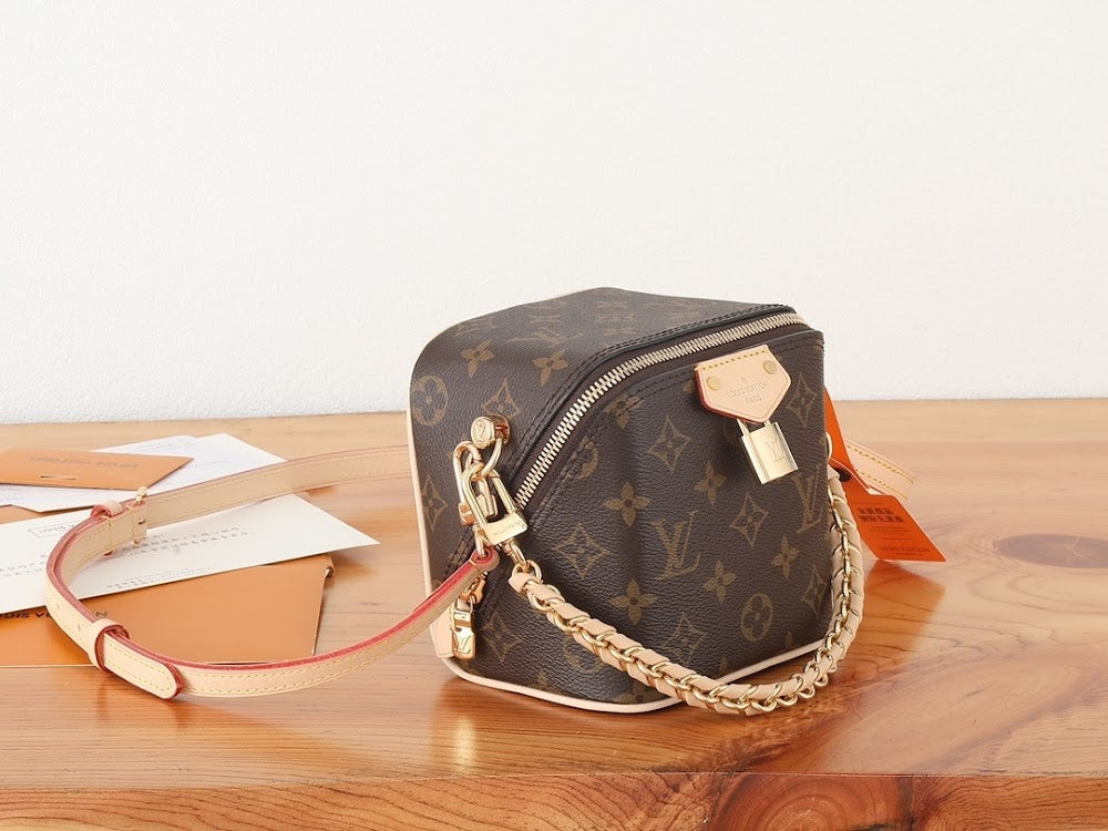 Dragons Bags ln Luxury Bag --97323