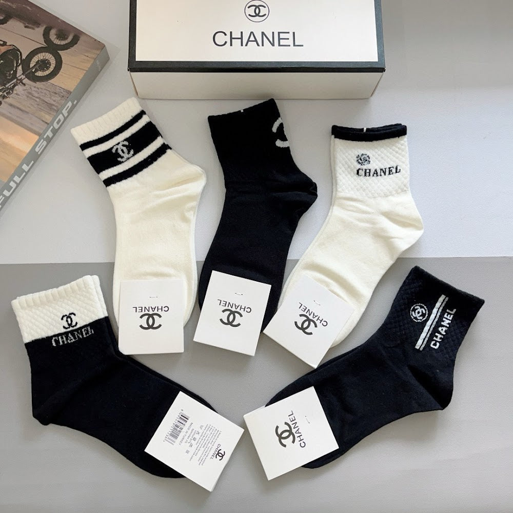 Dragons Bags Premium Luxury Socks --98121