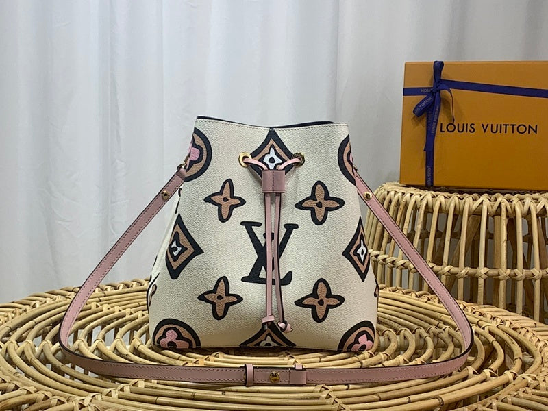 Dragons Bags ln Luxury Bag --66405