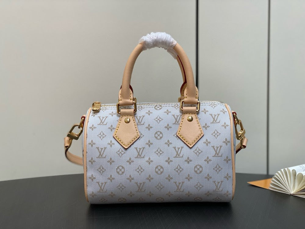 Dragons Bags ln Luxury Bag --81522