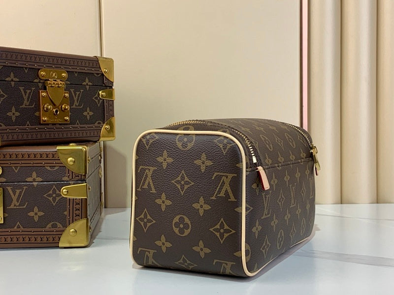 Dragons Bags ln Luxury Bag --62572