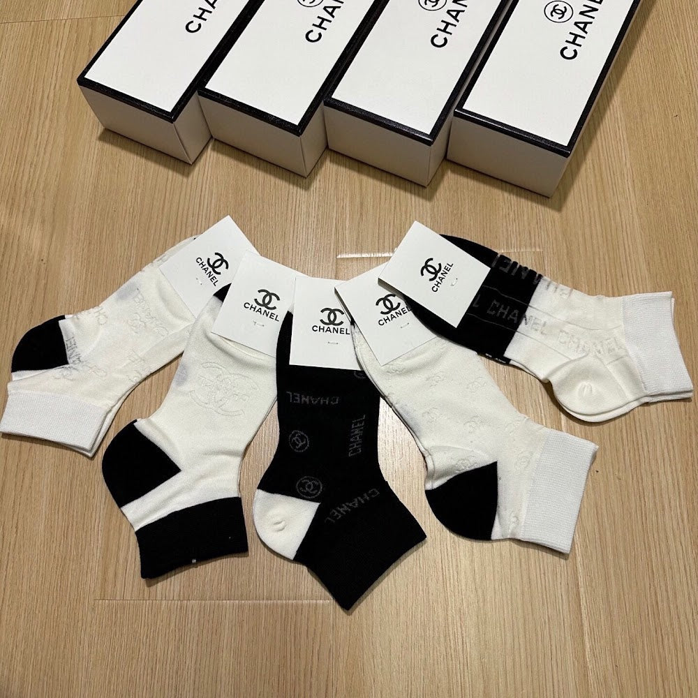 Dragons Bags Premium Luxury Socks --98271
