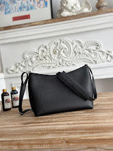 new-luxury-designer-bags-nm384